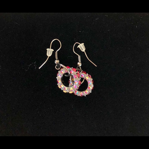 Jeweled circle earrings - Picture 2 of 3